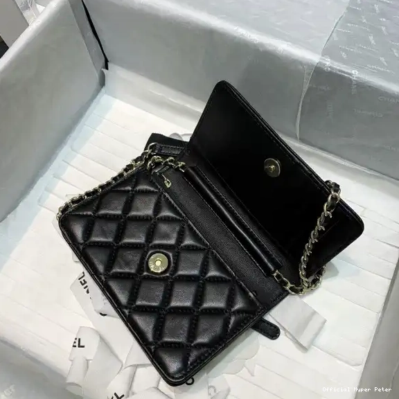 Hyper Peter ON WALLET CHAIN MINI CHANEL 0626
